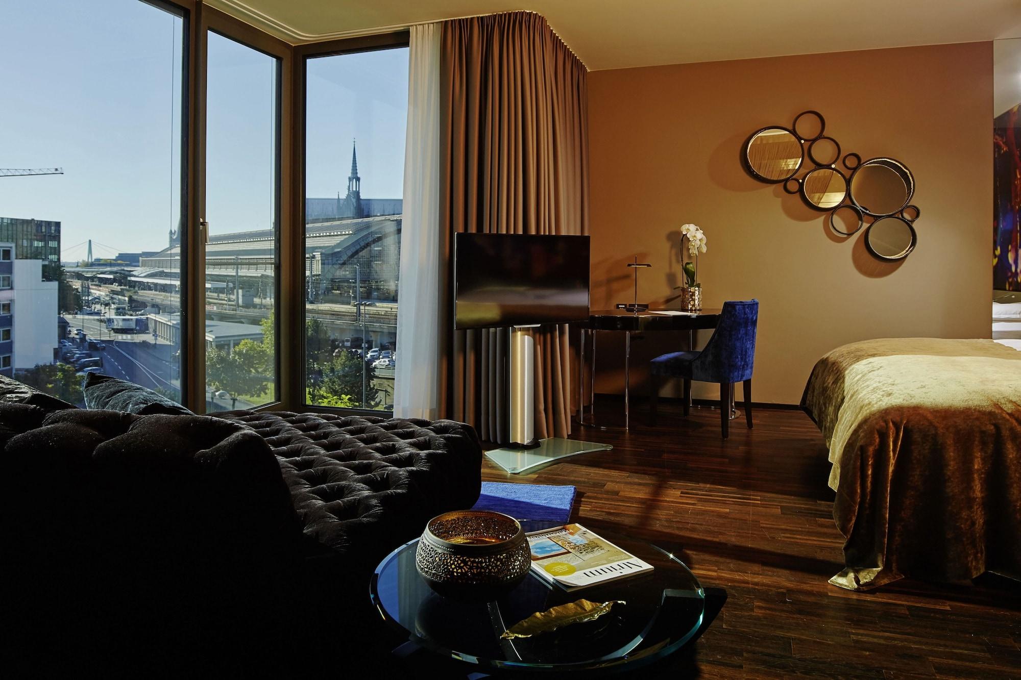 Savoy Hotel Кьолн Екстериор снимка