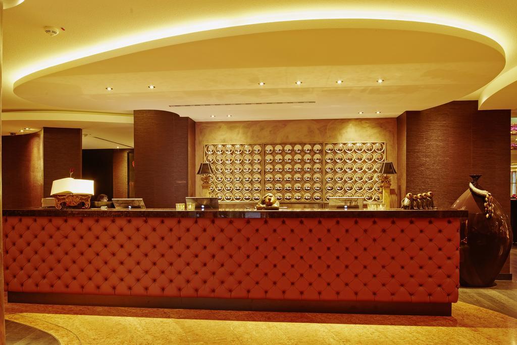 Savoy Hotel Кьолн Екстериор снимка